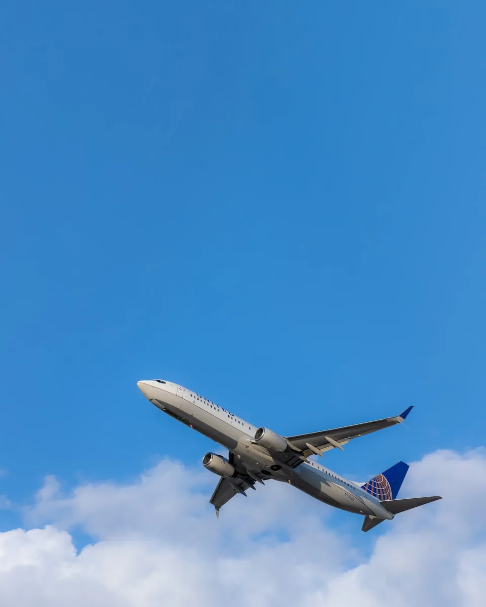 gray and blue airplane