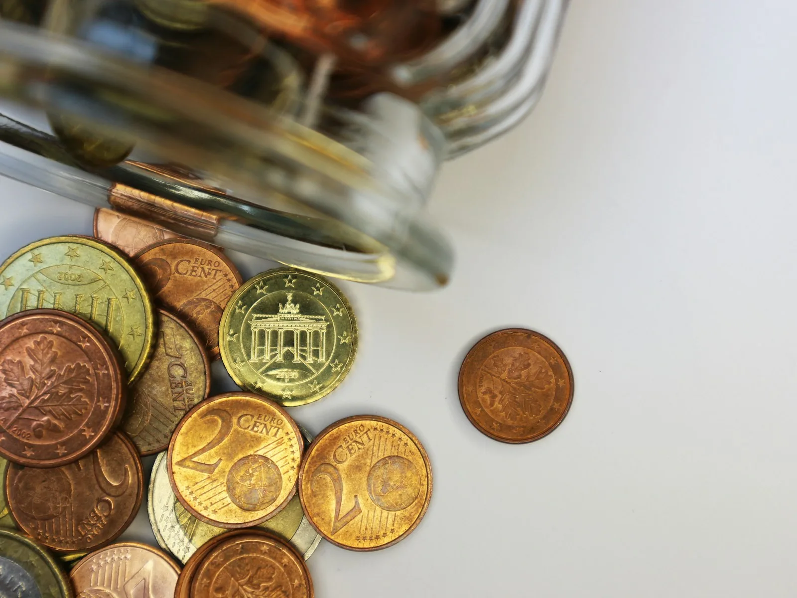 gold and silver round coins