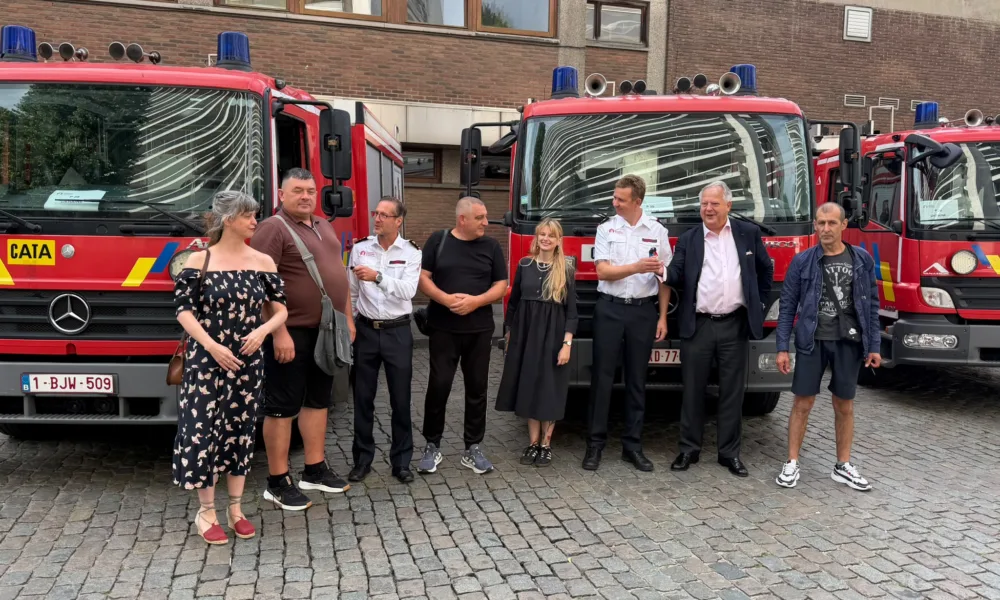 Brukselscy strażacy przekazali Ukrainie trzy wozy gaśnicze – to już czwarta taka darowizna