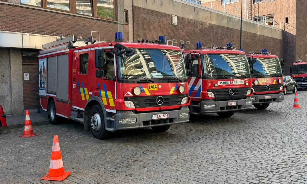 Brukselscy strażacy przekazali Ukrainie trzy wozy gaśnicze – to już czwarta taka darowizna