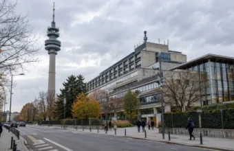 Siedziba i wieża nadawcza VRT w Brukseli