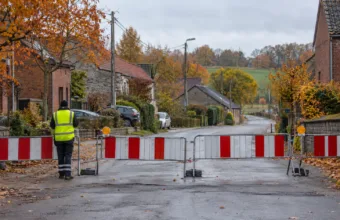 Wieś Gages zamknięta dla ruchu od godz. 12.00 do 19.00 w czasie Halloween w Pairi Daiza – do 8 listopada, barierek pilnują pracownicy parku