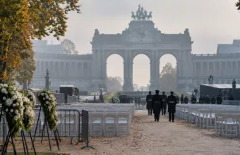 Piątek 16 października w Brukseli: hołd dla zabitego policjanta o godz. 11.00 w parku Cinquantenaire i drugi dzień szczytu UE – policja zapowiada utrudnienia w ruchu