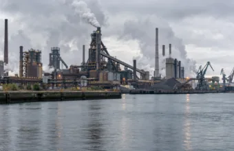 Flandria wstrzymuje 317,5 mln euro na ekologiczną przebudowę ArcelorMittal – pieniądze dopiero po konkretnych postępach