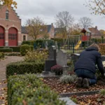 PFAS w gruncie wokół Kortenbosdries w Aalst – miasto prosi odwiedzających cmentarz, by nie dotykali luźnej ziemi
