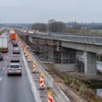 Utrudnienia na E19 przy Mechelen-Noord od 4 do 14 grudnia – w stronę Brukseli tylko dwa zwężone pasy, remont mostu nad Dijle