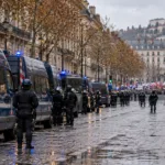 Francja przed sobotnimi protestami 24 października – 70 000 policjantów i żandarmów, w Lyonie zakaz zgromadzeń, w Orleanie kongres RN