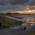 Polders van Kruibeke zamknięte od niedzieli 25 października od godz. 22.30 – niż Boelo może podnieść poziom wody w Skaldzie