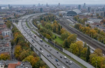 Przyszłość południowej obwodnicy Antwerpii i okolic stacji Berchem – pierwsze wizje na 8. Ringdag, prace w Ringpark Groene Vesten mogą ruszyć pod koniec 2027 r.
