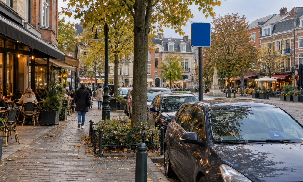 Na Jette bezpłatne strefy shop-and-go przy place du Miroir wydłużone z 15 do 30 minut – staną się strefami niebieskimi