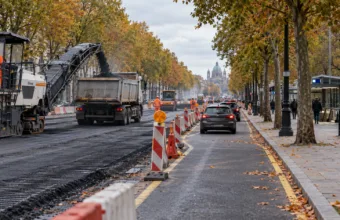 Remont avenue Houba-de Strooper na Laeken od poniedziałku 9 listopada – nowa nawierzchnia na pasie w stronę centrum, prace potrwają tydzień