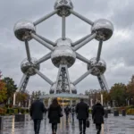 Bill Gates odwiedził Atomium w Brukseli – rozmowa o przyszłości energii jądrowej, innowacjach i nauce