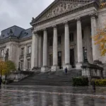 Ojciec z Écaussinnes oskarżony o gwałt na kilkuletniej córce – przed sądem w Mons psychiatra dziecięca: „Wiarygodne nie znaczy prawdziwe”