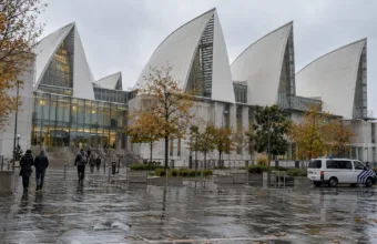 Dentysta z Wilrijk skazany na siedem lat więzienia za gwałty i napaści na pacjentki – zgłosiły się 73 ofiary