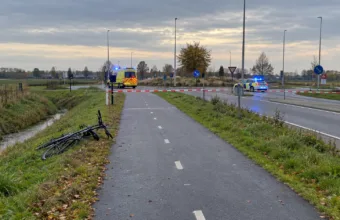 84-letni rowerzysta z Sint-Gillis-Waas zmarł po upadku na szybkiej trasie rowerowej – mimo kasku odniósł ciężkie obrażenia