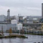 Vynova w Tessenderlo-Ham wstrzymuje produkcję przez wysokie ceny energii – niepewna przyszłość około 600 pracowników