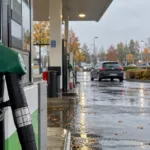 Olej napędowy tanieje od piątku 30 października – B7 kosztuje maksymalnie 2,486 euro za litr po rekordzie z środy