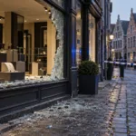 Włamanie do jubilera w Gandawie – łup za ponad milion euro, policja trzymała kierowcę na muszce, ale sprawcy uciekli
