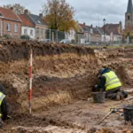 Wyjątkowo dobrze zachowany fragment wału miejskiego odkryty w Herentals – w tym miejscu powstanie nowe osiedle